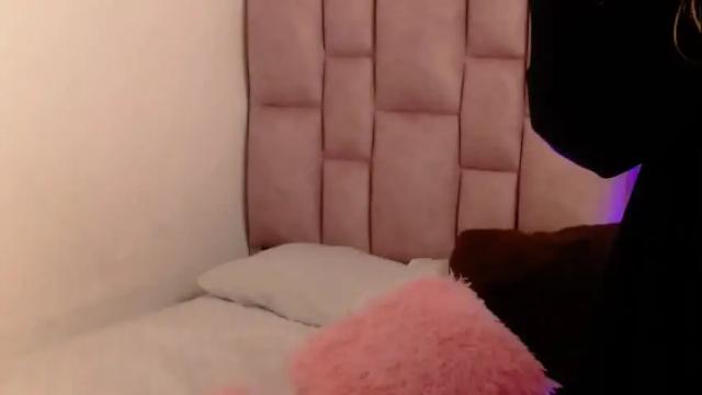 Image 10 of tatjandrwshow Stream on Chaturbate on 14 days ago