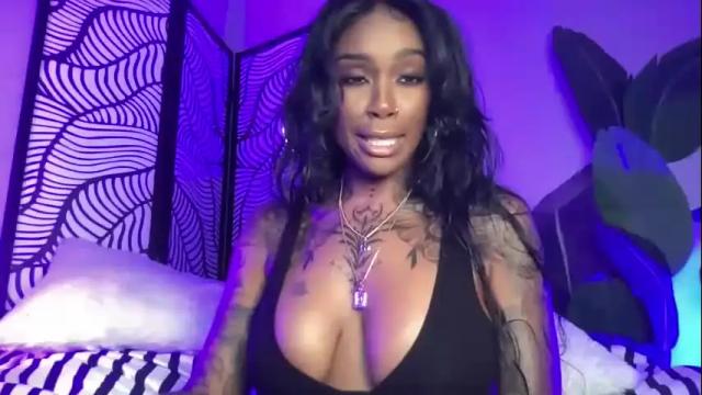 Image 4 of tatted_vixen Stream on Chaturbate on 14 months ago