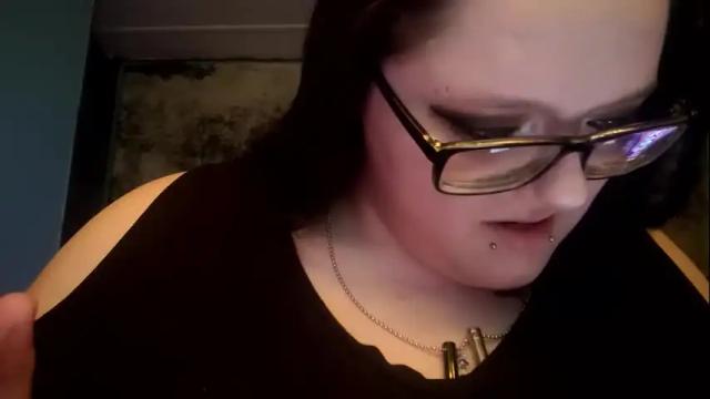 Image 3 of tattedthicc Stream on Chaturbate on 5 days ago