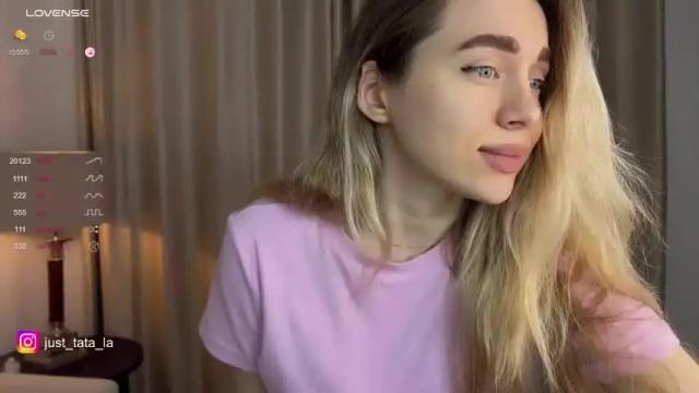 Image 10 of tatti_1 Stream on Chaturbate on 12 months ago