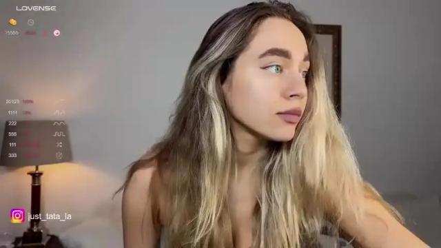 Image 11 of tatti_1 Stream on Chaturbate on 12 months ago