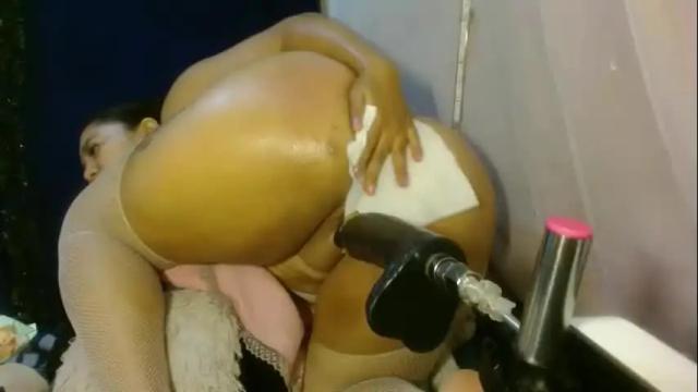 Image 10 of tattiandbugle Stream on Chaturbate on 12 days ago