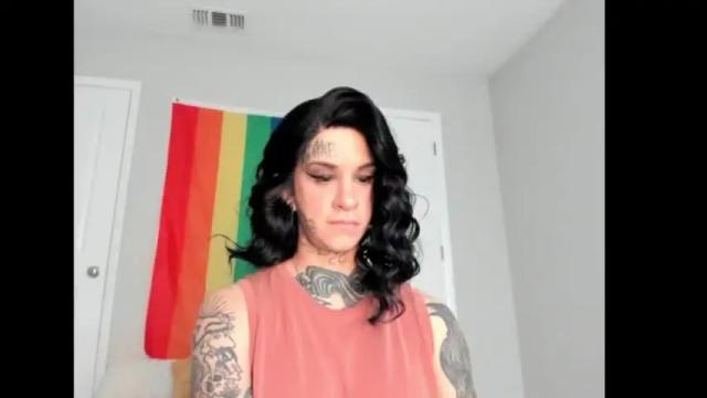 Image 7 of tattooednatalia Stream on Chaturbate on 17 months ago