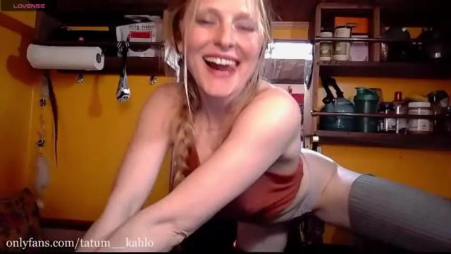Image 12 of tatum__kahlo Stream on Chaturbate on 21 months ago