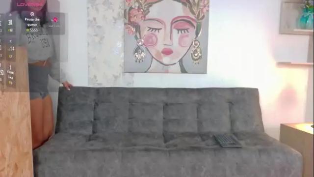 Image 2 of taty_miller Stream on Chaturbate on 23 days ago