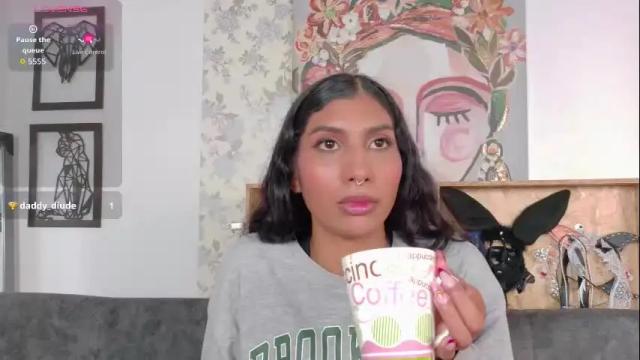 Image 3 of taty_miller Stream on Chaturbate on 23 days ago