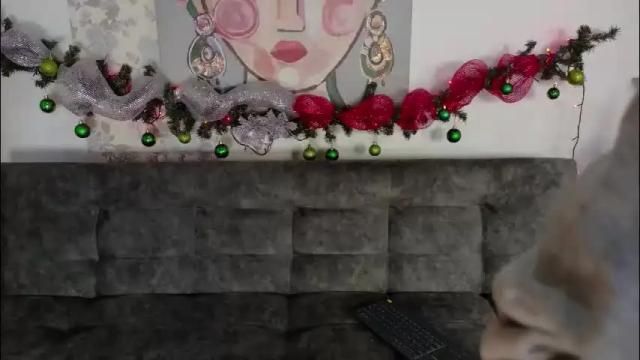 Image 2 of taty_miller Stream on Chaturbate on 17 days ago