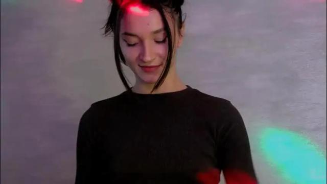 Image 8 of tayakayan Stream on Chaturbate on 11 days ago