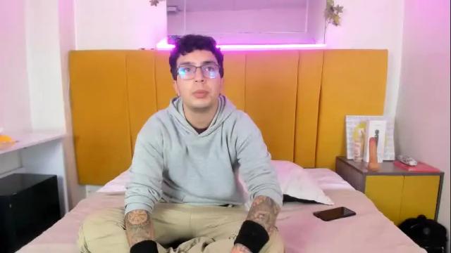 Image 10 of taylor_n_conor Stream on Chaturbate on 10 days ago