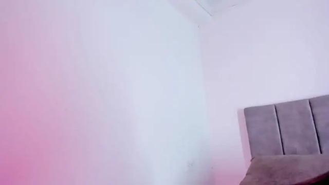 Image 3 of taylor_suxx Stream on Chaturbate on 18 months ago
