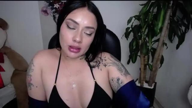 Image 11 of taylor_thompson1 Stream on Chaturbate on 19 months ago