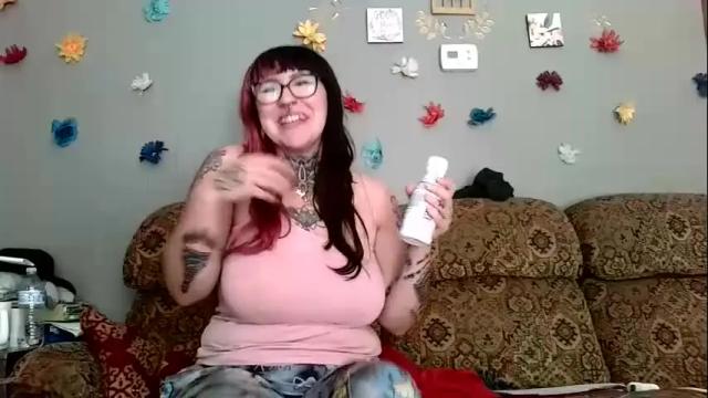 Image 3 of taylorkwinnxxx Stream on Chaturbate on 21 months ago