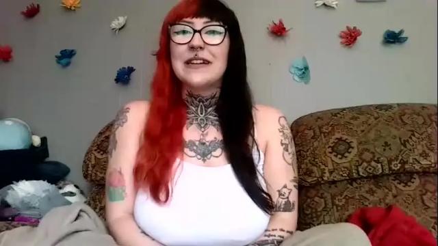 Image 4 of taylorkwinnxxx Stream on Chaturbate on 20 months ago