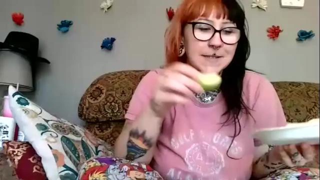Image 11 of taylorkwinnxxx Stream on Chaturbate on 18 months ago