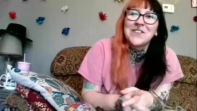 Image 2 of taylorkwinnxxx Stream on Chaturbate on 18 months ago