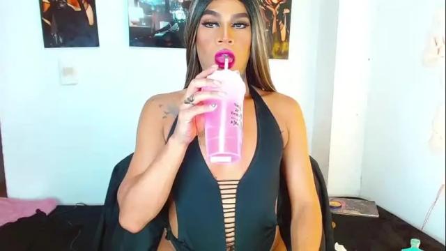 Image 8 of taylorqueen_08 Stream on Chaturbate on 3 months ago