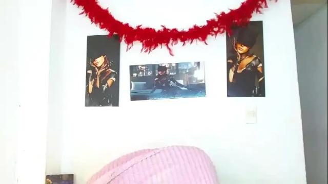 Image 10 of taylorqueen_08 Stream on Chaturbate on 1 month ago