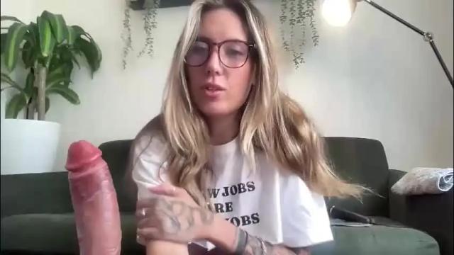 Image 10 of taylorslittlekingdom Stream on Chaturbate on 1 month ago