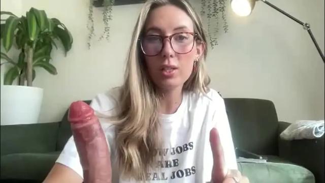 Image 11 of taylorslittlekingdom Stream on Chaturbate on 1 month ago