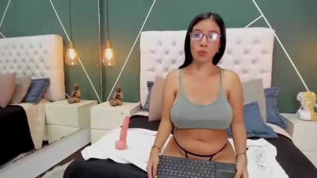 Image 8 of taylorsmiith__ Stream on Chaturbate on 17 months ago