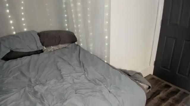 Image 12 of taylortait Stream on Chaturbate on 14 months ago