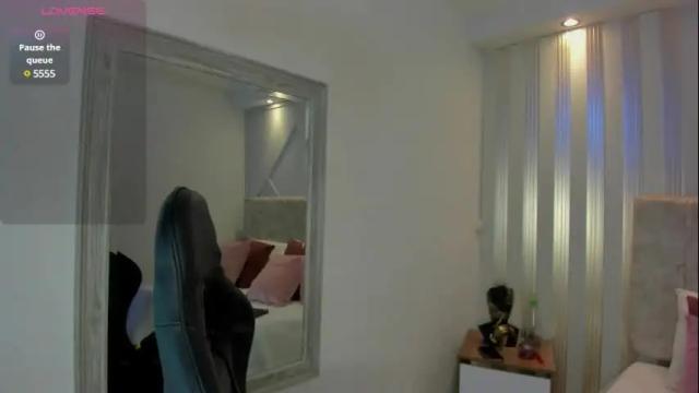 Image 8 of tayra_pradit Stream on Chaturbate on 1 month ago
