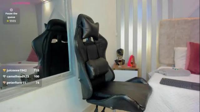 Image 11 of tayra_pradit Stream on Chaturbate on 2 months ago