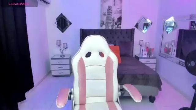 Image 10 of tayrabankss Stream on Chaturbate on 15 months ago