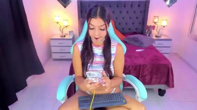 Image 4 of tayrabankss Stream on Chaturbate on 14 months ago
