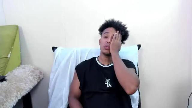 Image 11 of taysonysasha Stream on Chaturbate on 12 days ago