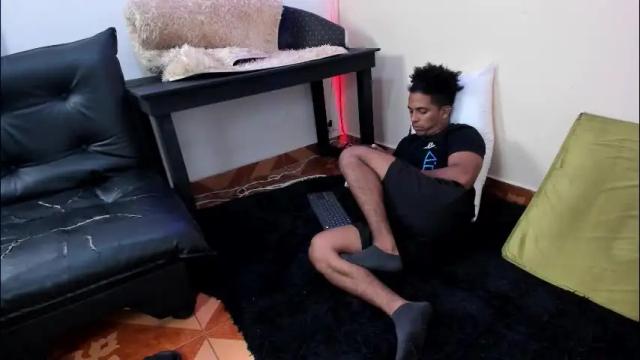 Image 2 of taysonysasha Stream on Chaturbate on 2 months ago