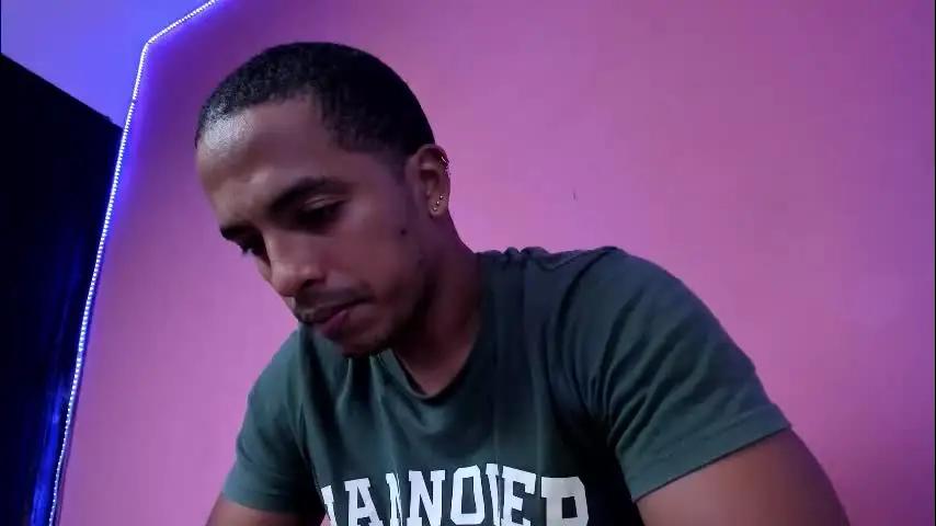 taysonysasha Chaturbate