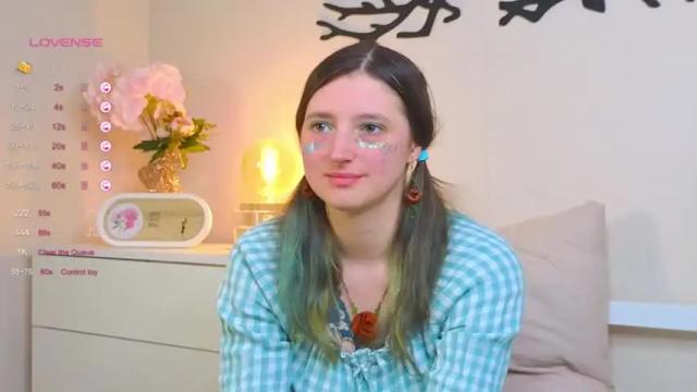 Image 8 of taytegrass Stream on Chaturbate on 12 months ago