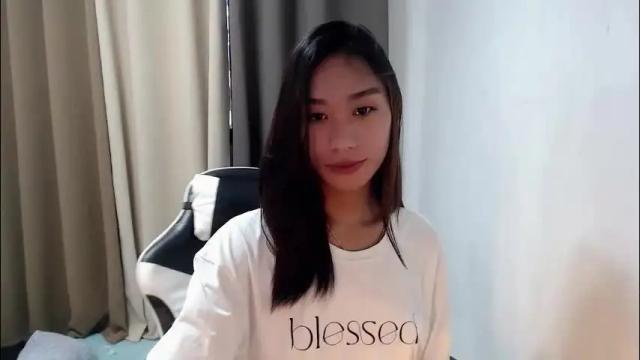 Image 2 of teamo_kiara Stream on Chaturbate on 1 month ago