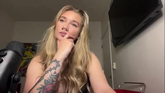 Image 3 of teamtragic Stream on Chaturbate on 1 month ago