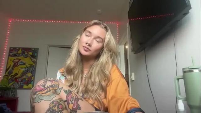 Image 6 of teamtragic Stream on Chaturbate on 1 month ago