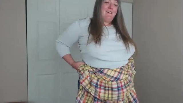 Image 2 of teases Stream on Chaturbate on 4 months ago