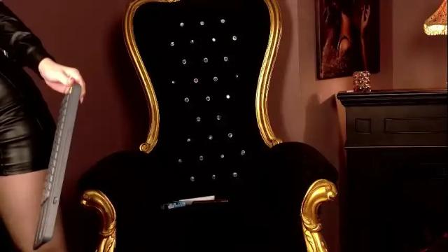 Image 2 of teasingjulianna Stream on Chaturbate on 17 days ago