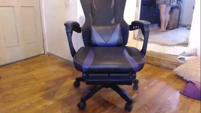 Image 10 of techchick420 Stream on Chaturbate on 16 months ago