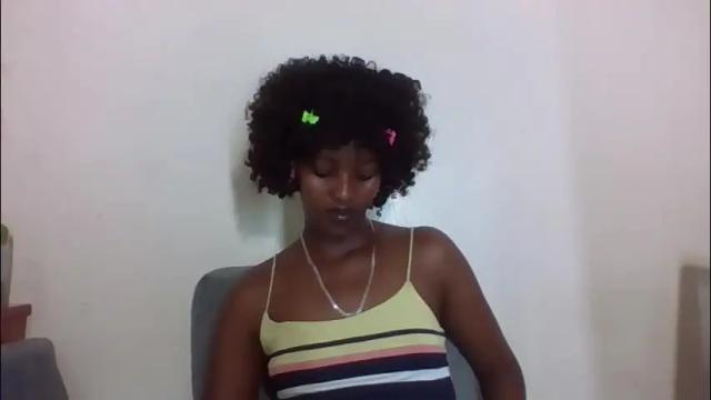 Image 4 of tee_kaicy Stream on Chaturbate on 29 days ago