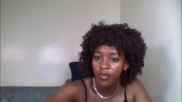 Image 4 of tee_kaicy Stream on Chaturbate on 19 days ago