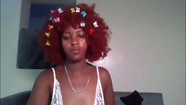 Image 2 of tee_kaicy Stream on Chaturbate on 22 hours ago