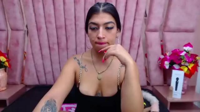 Image 1 of teeennaugthy18 Stream on Chaturbate on 8 months ago