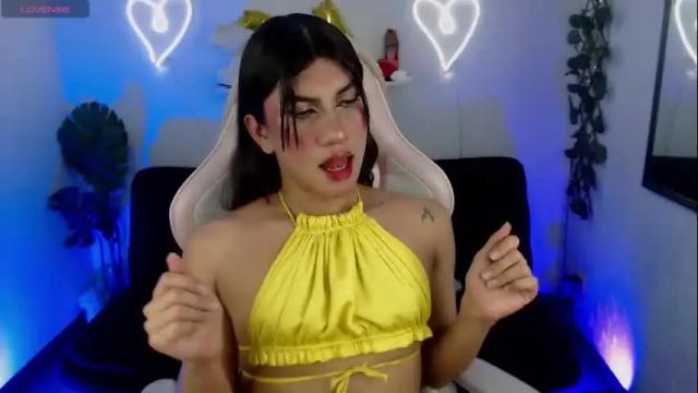 Image 2 of tefy_bratz Stream on Chaturbate on 25 days ago