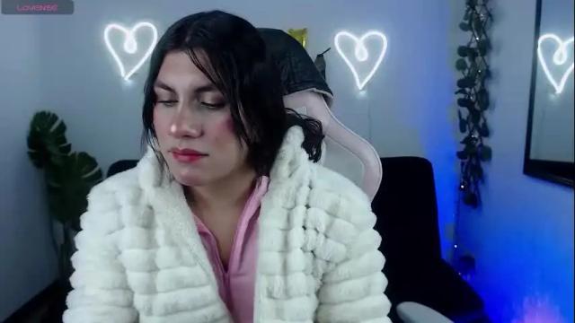 Image 2 of tefy_bratz Stream on Chaturbate on 16 days ago