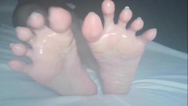 Image 3 of telegram1030 Stream on Chaturbate on 1 month ago