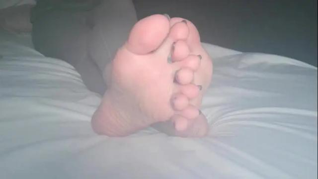 Image 3 of telegram1030 Stream on Chaturbate on 16 days ago