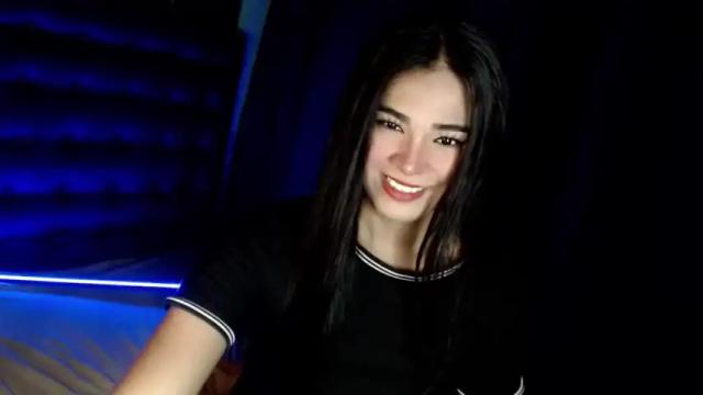 Image 2 of temptation_happiness Stream on Chaturbate on 15 months ago