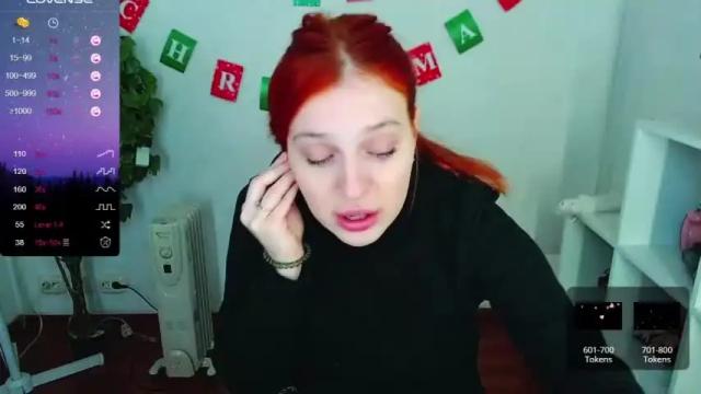 Image 2 of temptingfox Stream on Chaturbate on 16 months ago