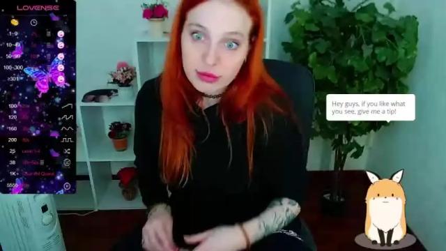 Image 2 of temptingfox Stream on Chaturbate on 14 months ago